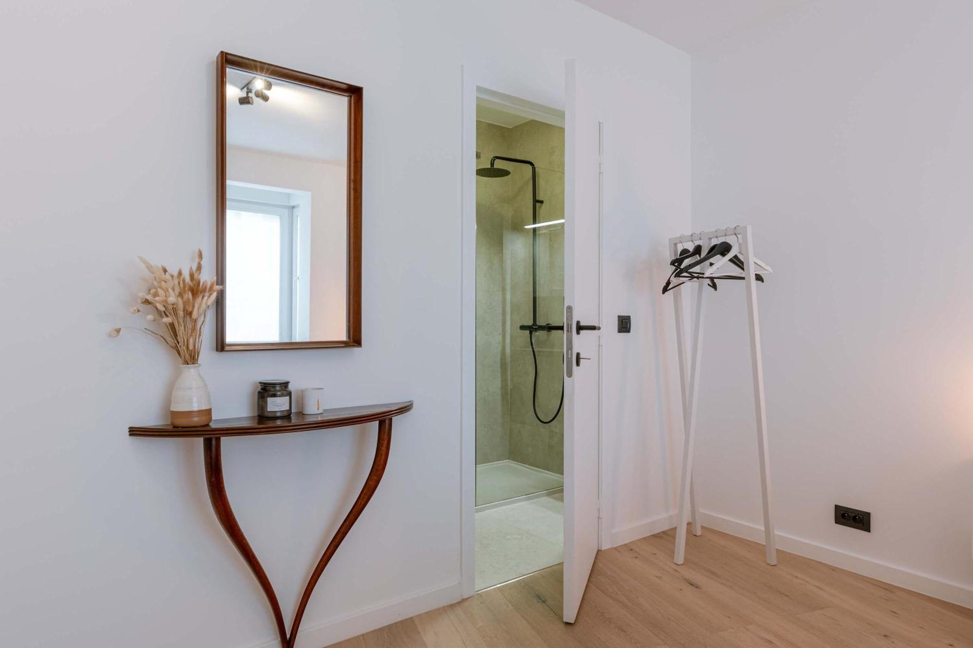 Appartement Huswell - Modern 3-bedroom With Family-friendly Touches *