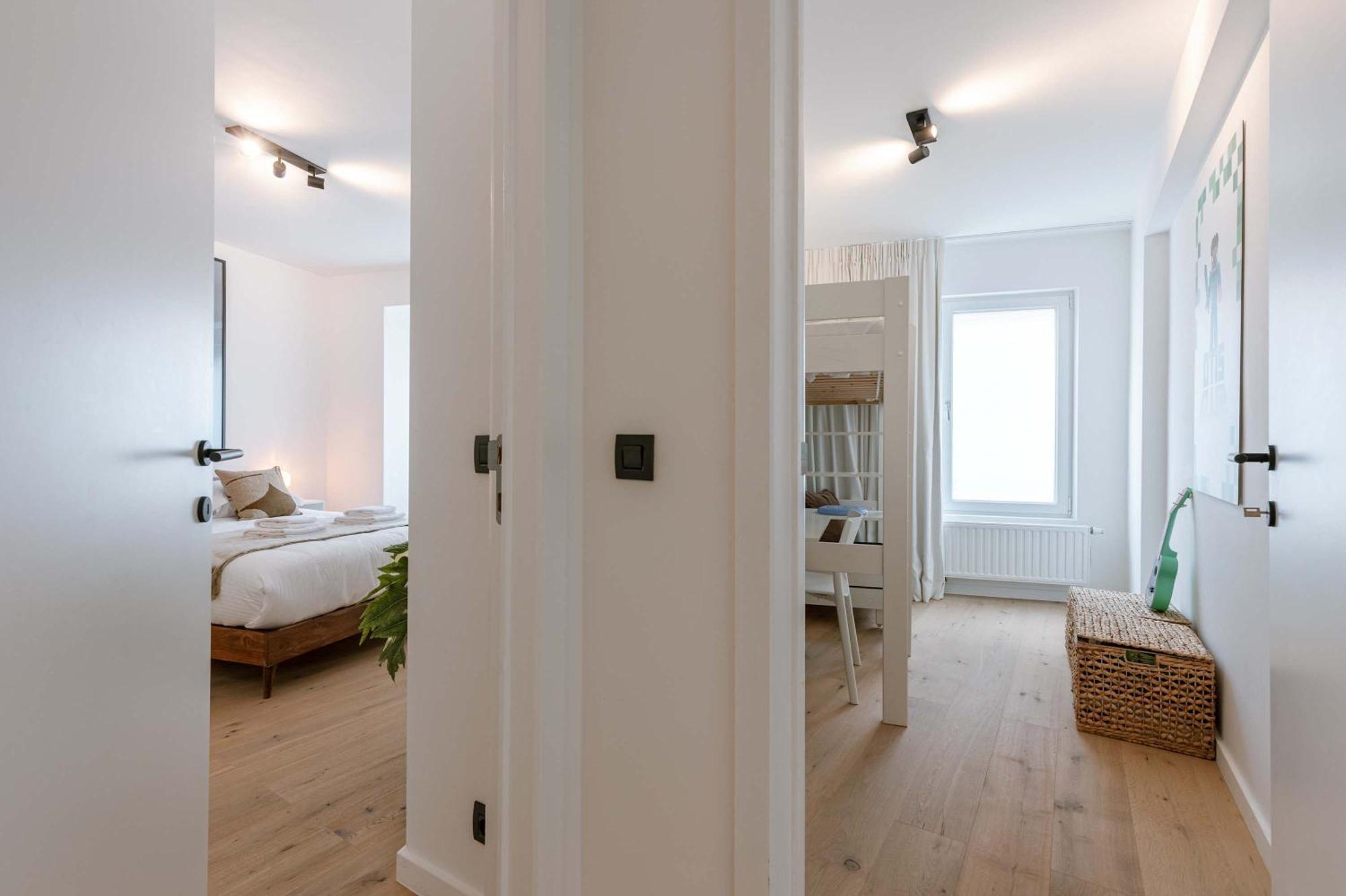 Huswell - Modern 3-bedroom With Family-friendly Touches * Oostende