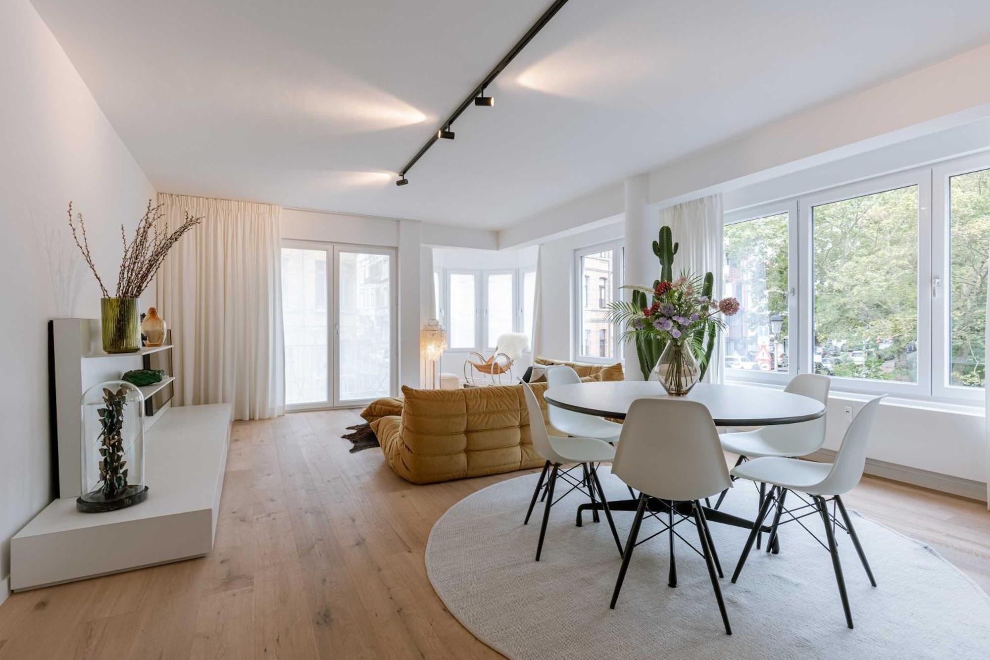 Huswell - Modern 3-bedroom With Family-friendly Touches