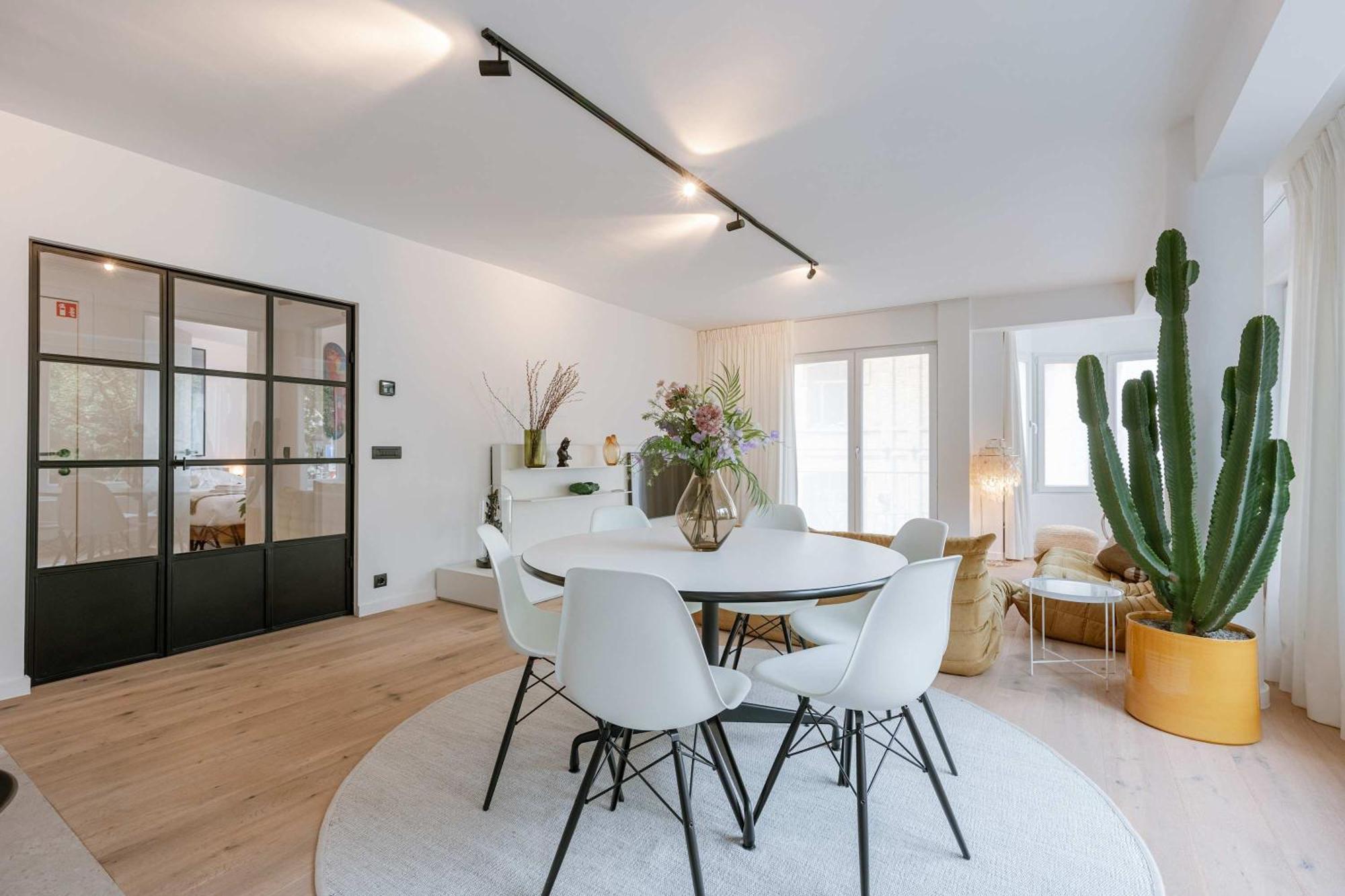 Huswell - Modern 3-bedroom With Family-friendly Touches Oostende